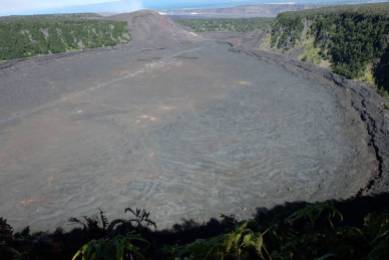 05_Kilauea_Iki_crater